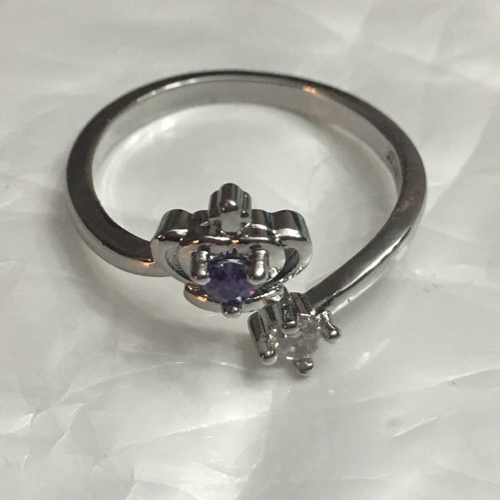 Royal Ring  - Picture 6 of 8